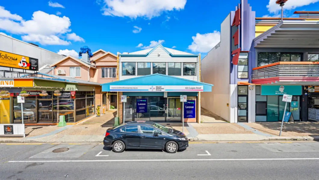 logan road store